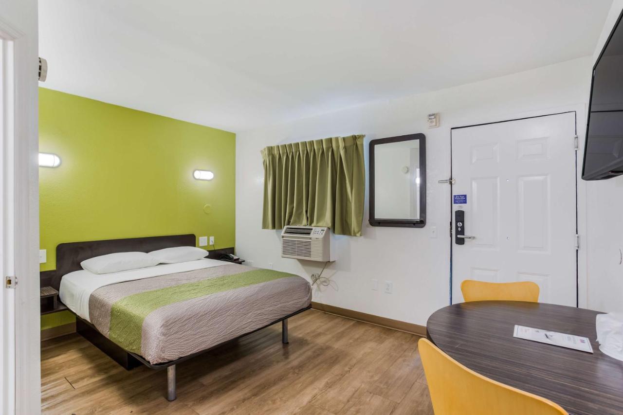 Motel 6-Jacksonville, Fl - South Экстерьер фото